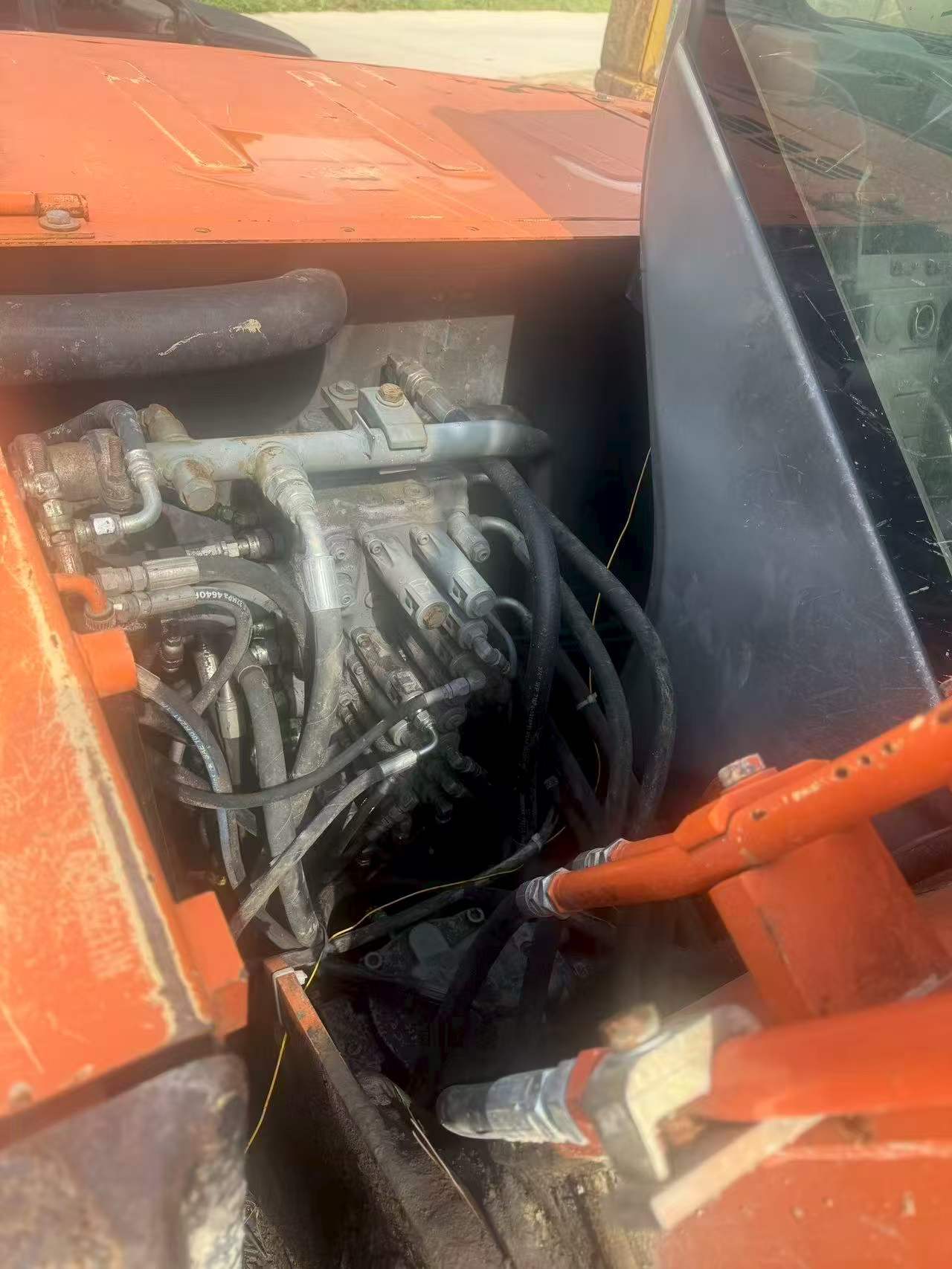 Buy Hitachi EX70 Used Excavator / 3 Buy Hitachi EX70 Used Excavator / 3