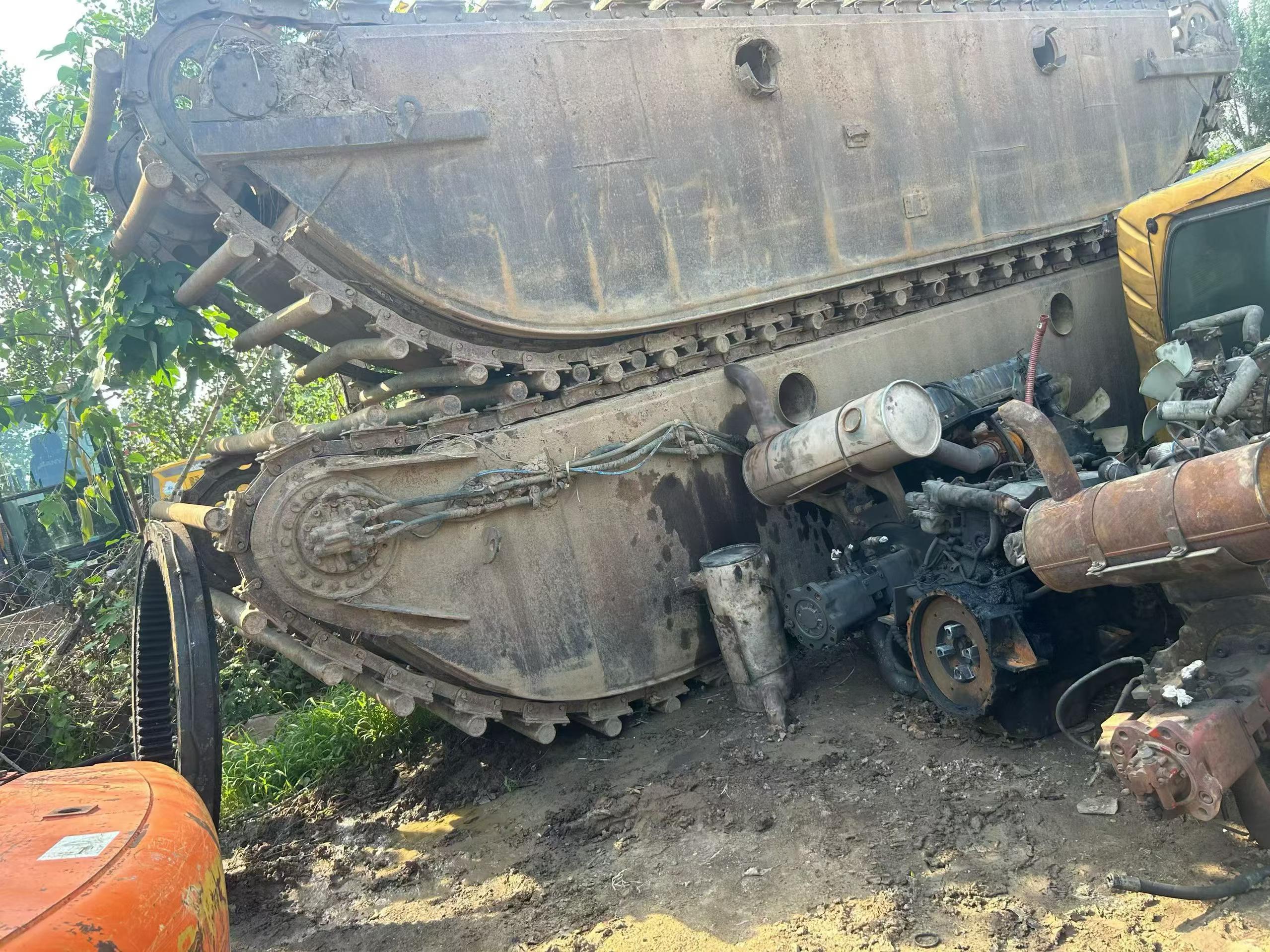 Buy Hitachi EX200 Used Excavator / 1