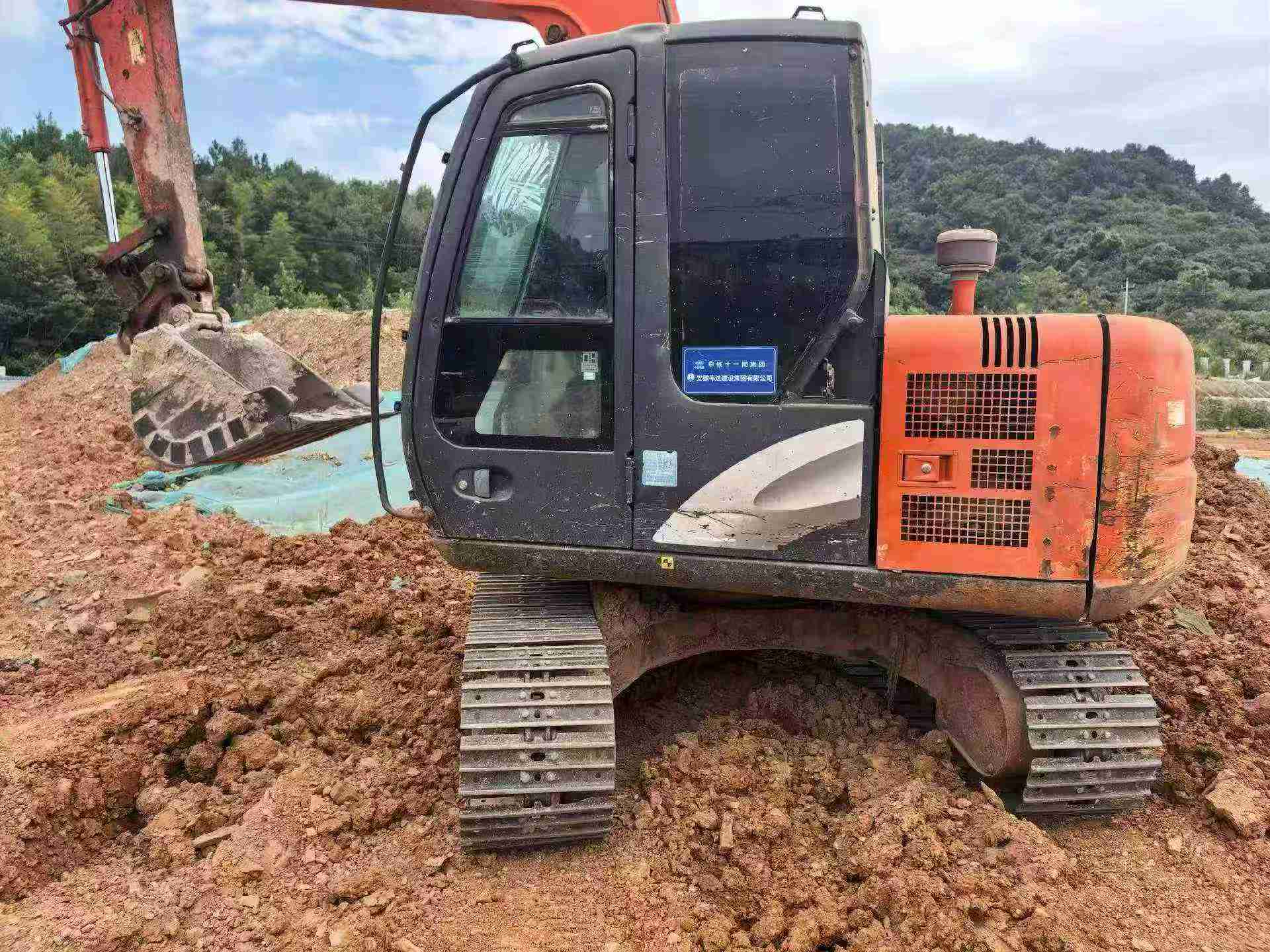 Buy Hitachi EX70 Used Excavator / 6 Buy Hitachi EX70 Used Excavator / 6