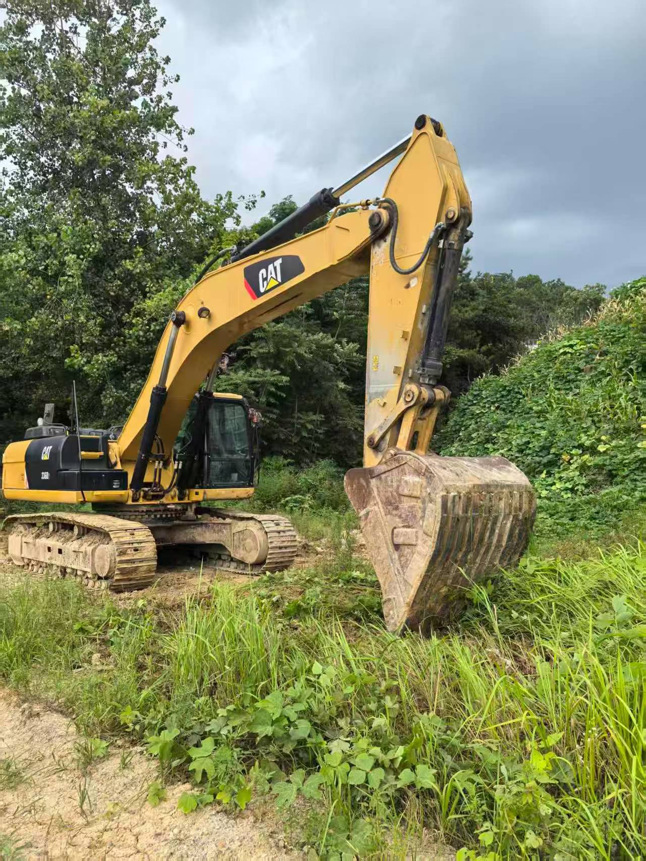 Buy Caterpillar 336E Used Excavator / 2 Buy Caterpillar 336E Used Excavator / 2