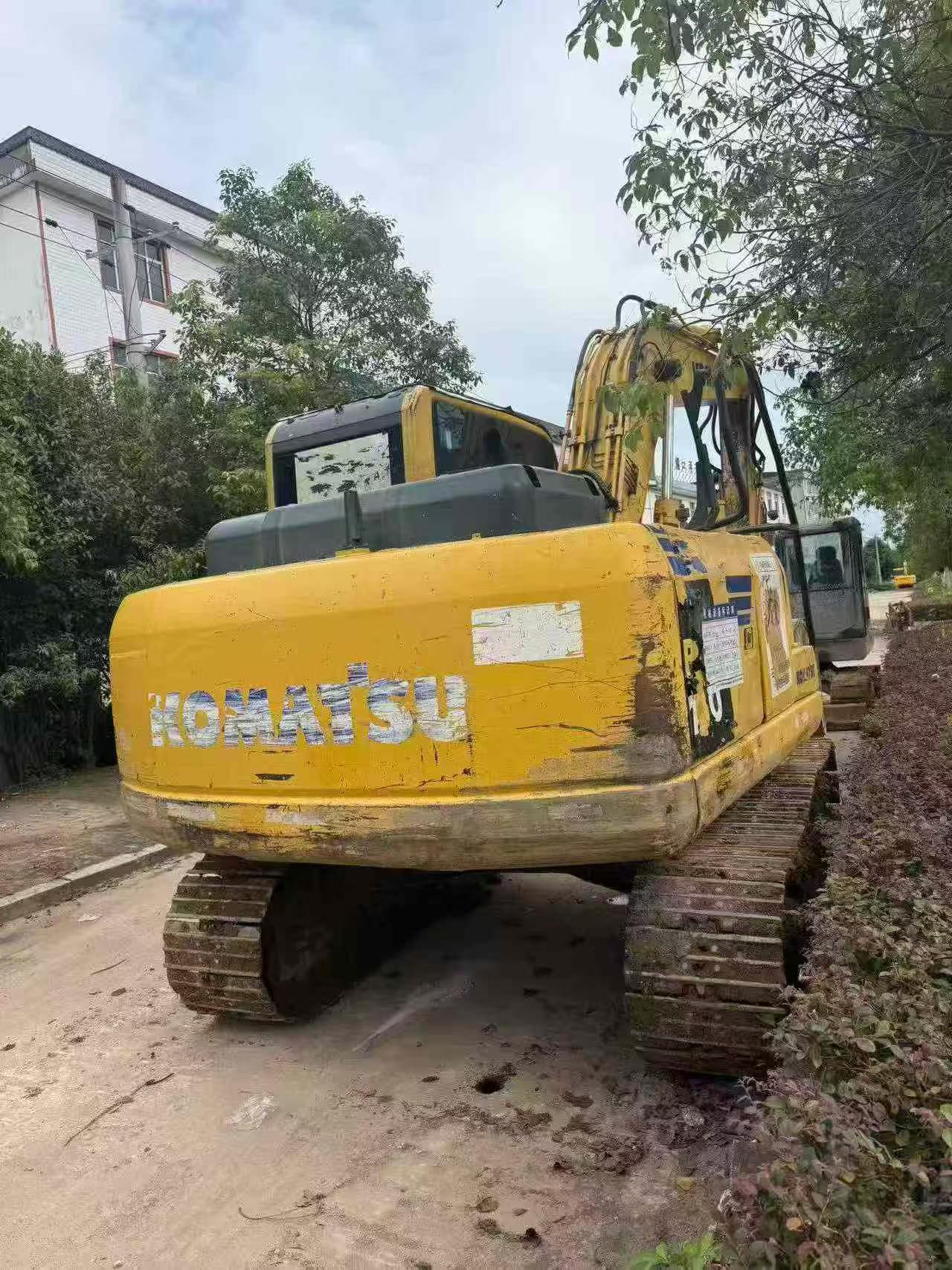 Buy Komatsu PC110-7 Used Excavator / 2 Buy Komatsu PC110-7 Used Excavator / 2