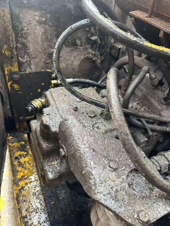 Buy Komatsu PC200-8 Used Excavator / 1