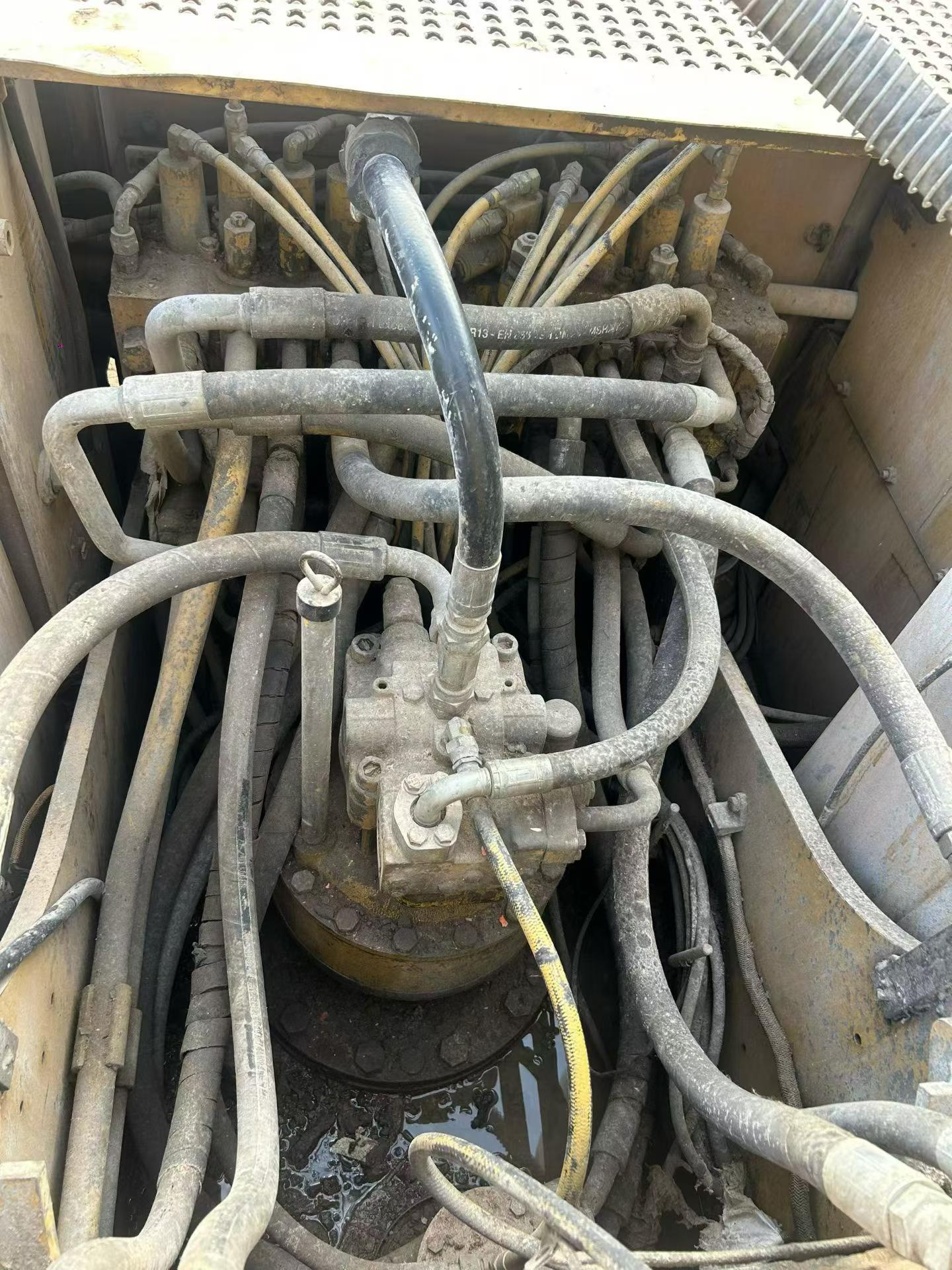 Buy Caterpillar 320C Used Excavator / 6 Buy Caterpillar 320C Used Excavator / 6