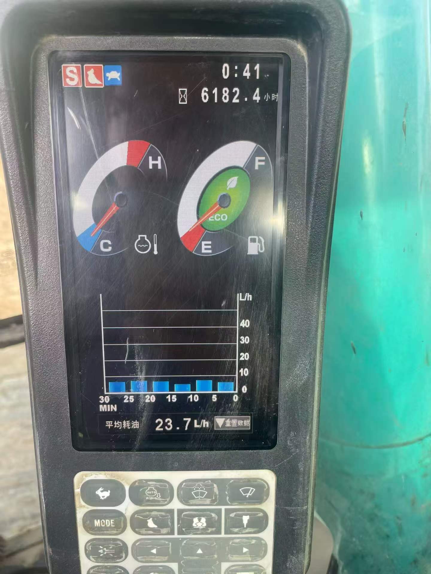 Buy Kobelco SK330-10 Used Excavator / 3