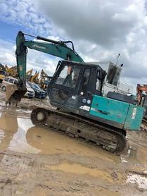 Buy Sumitomo S265F2 Used Excavator / 3 Buy Sumitomo S265F2 Used Excavator / 3