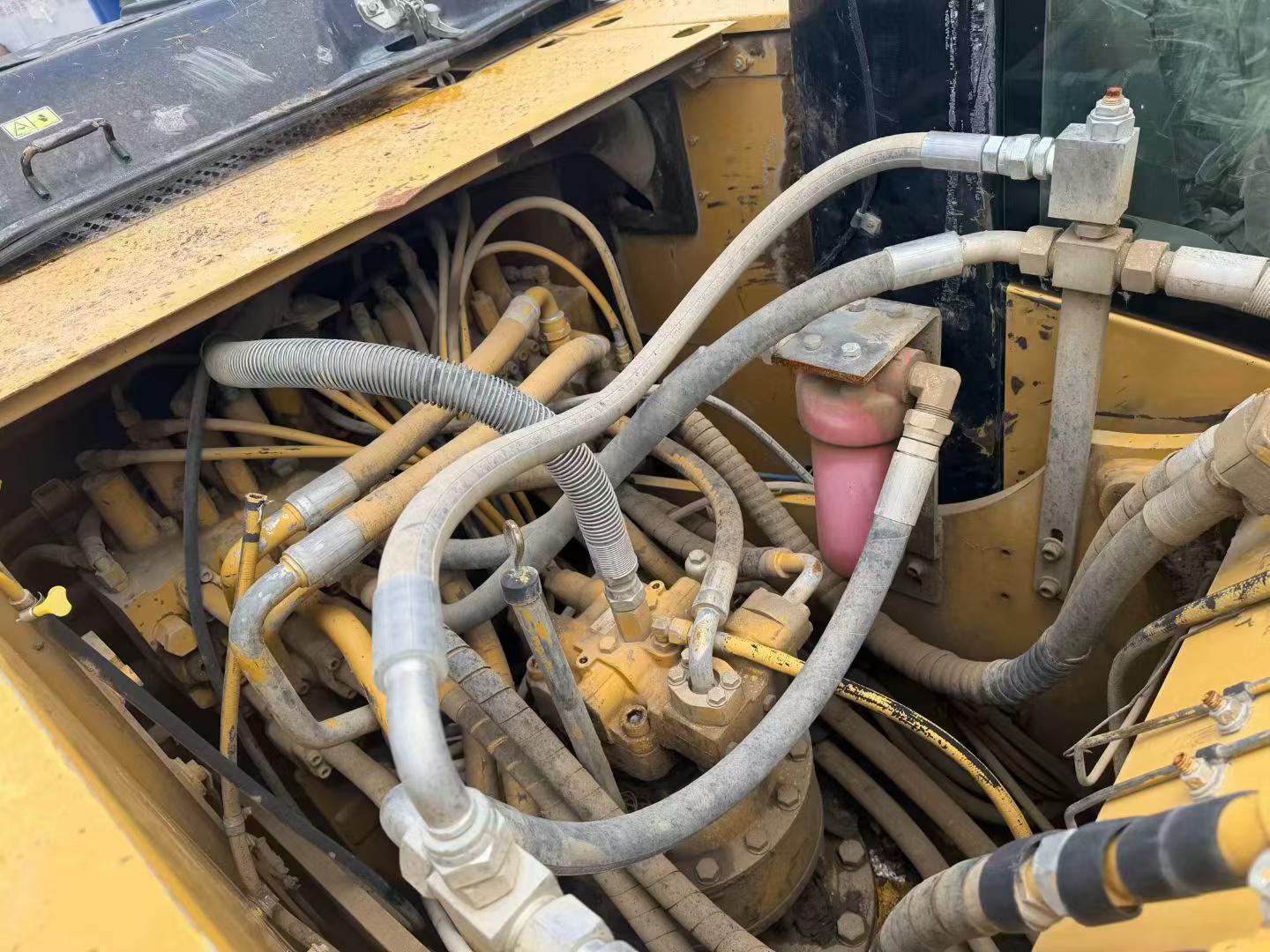 Buy Caterpillar 320D Used Excavator / 6