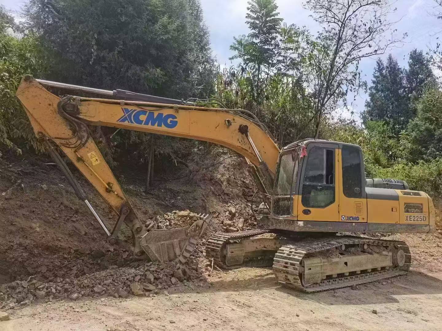 Buy XCMG Used Excavator / 3 Buy XCMG Used Excavator / 3