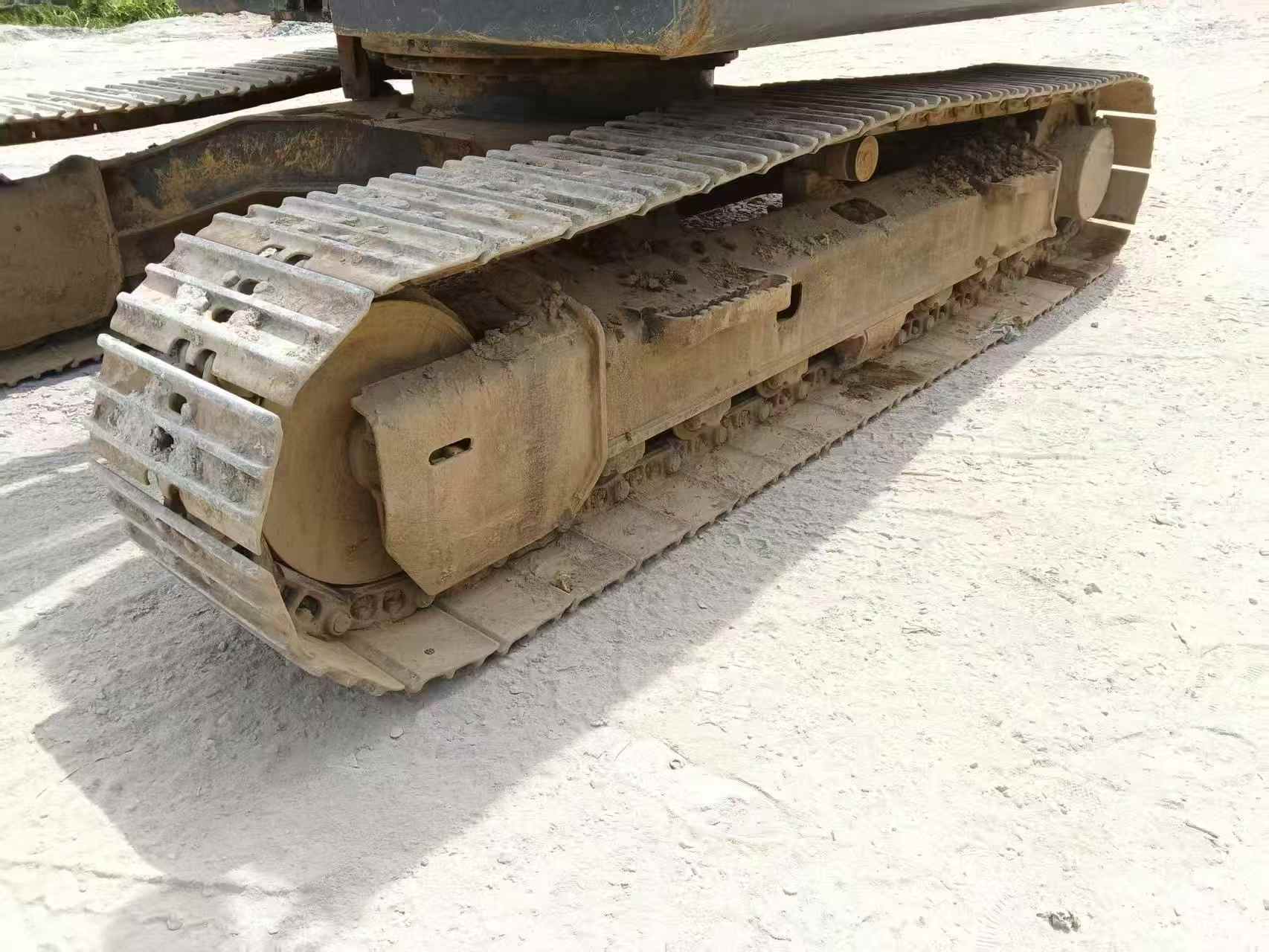 Buy XCMG XE135B Used Excavator / 3 Buy XCMG XE135B Used Excavator / 3