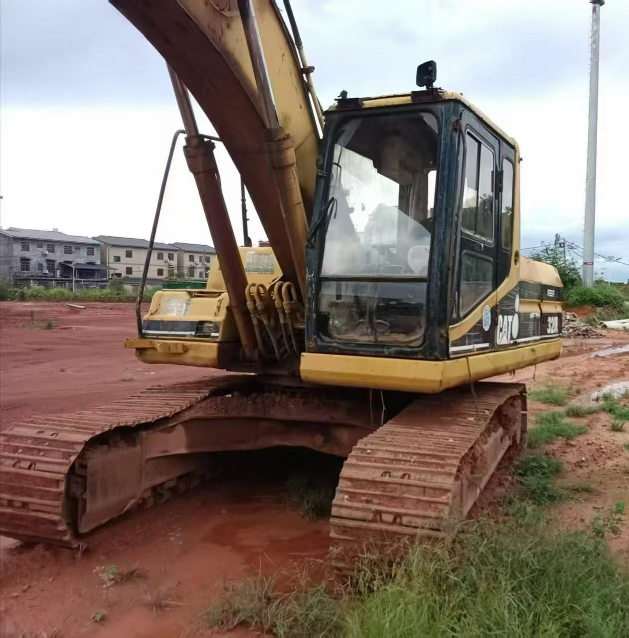 Buy Caterpillar 320B Used Excavator / 5