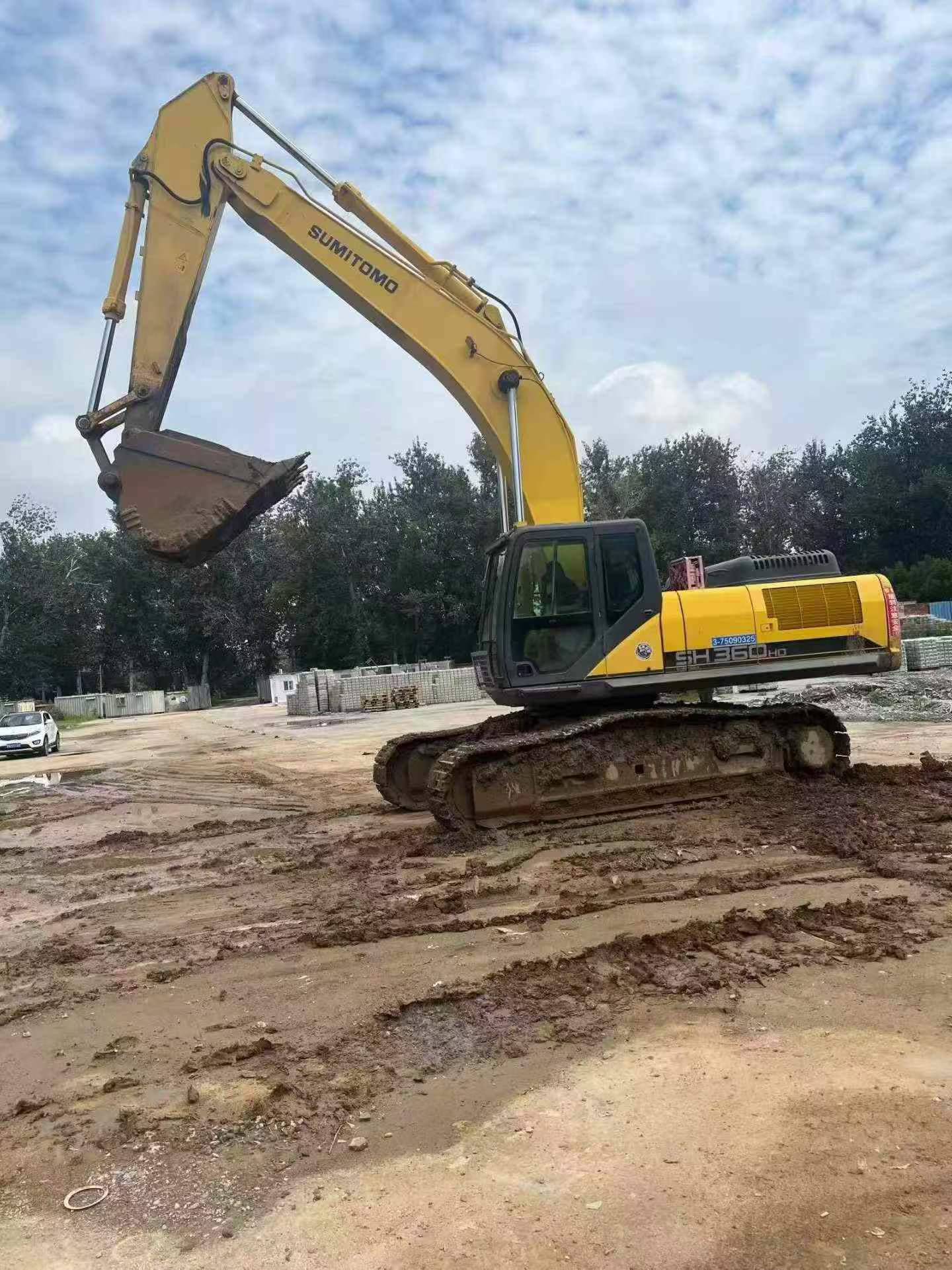 Buy Sumitomo SH360-5 Used Excavator / 2 Buy Sumitomo SH360-5 Used Excavator / 2
