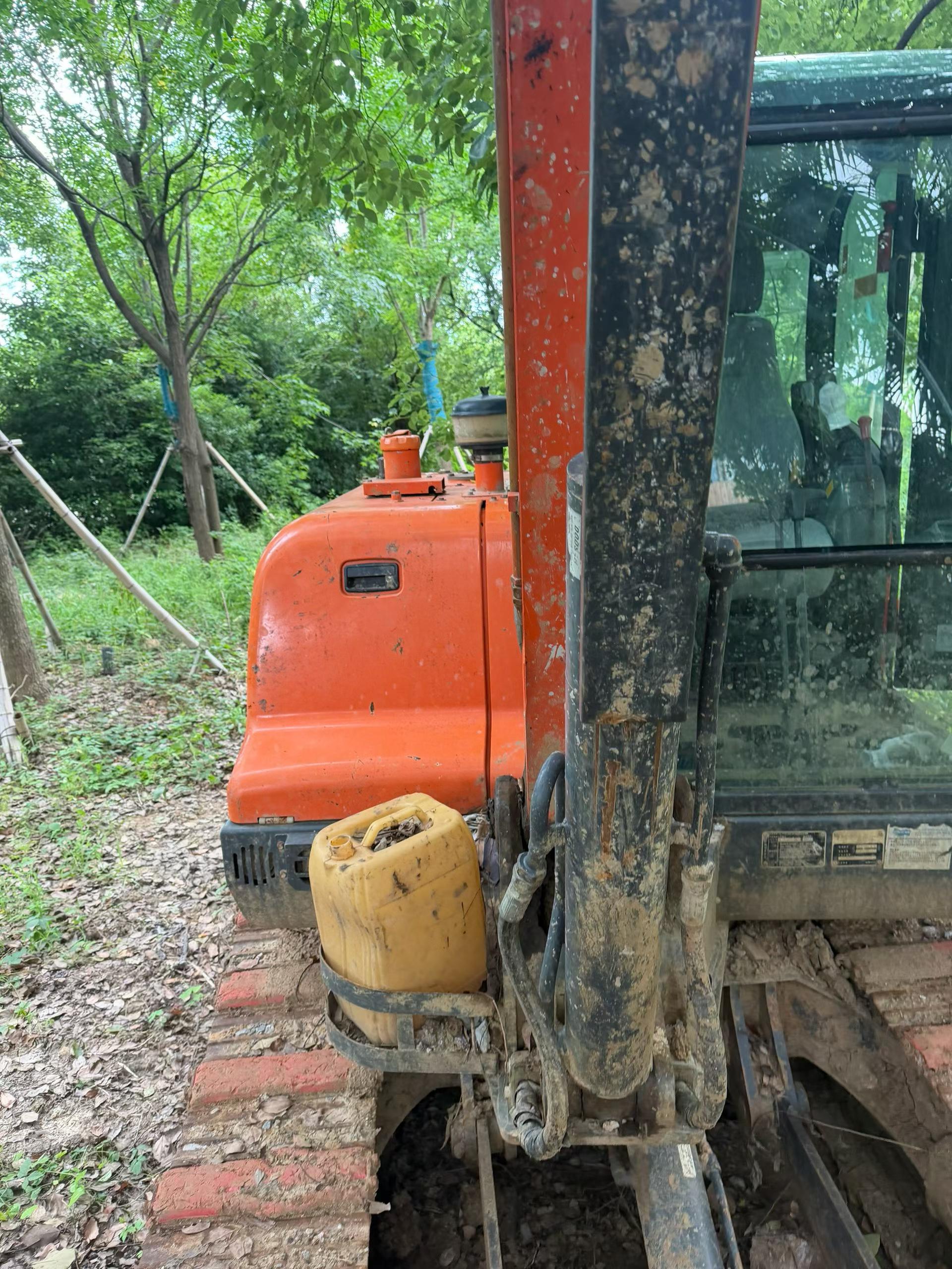 Buy Doosan DH55 Used Excavator / 3 Buy Doosan DH55 Used Excavator / 3