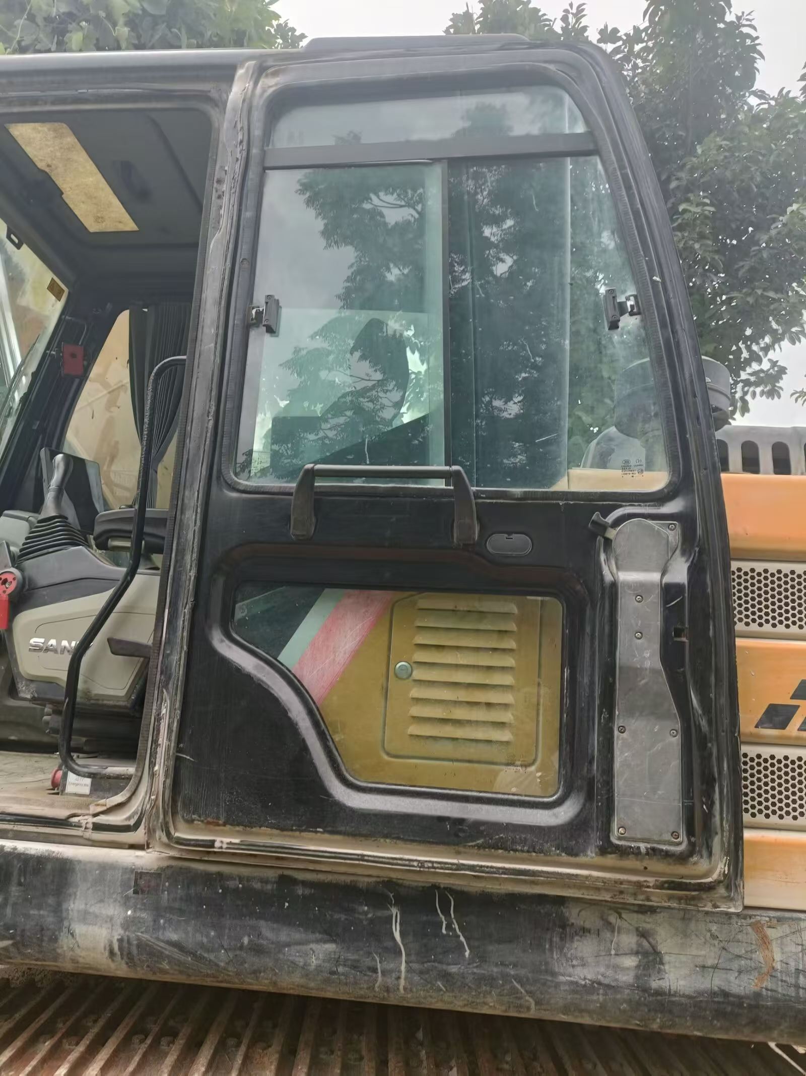 Buy Sany SY135 Used Excavator / 5 Buy Sany SY135 Used Excavator / 5