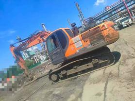 Buy Doosan DH215-7 Used Excavator / 3 Buy Doosan DH215-7 Used Excavator / 3