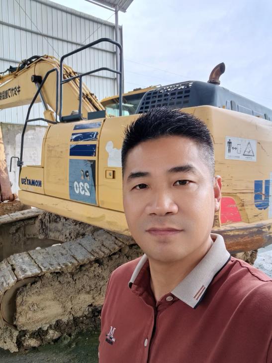 Buy Komatsu PC200-10 Used Excavator / 1