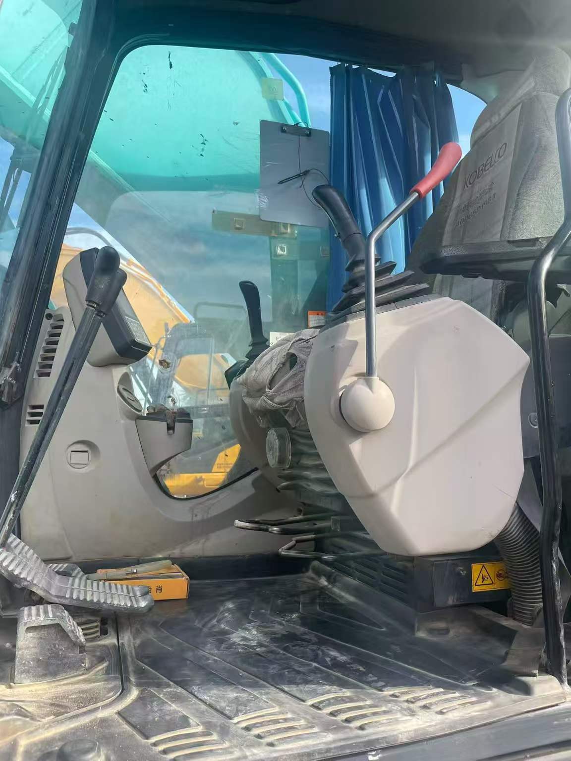 Buy Kobelco SK330-10 Used Excavator / 2