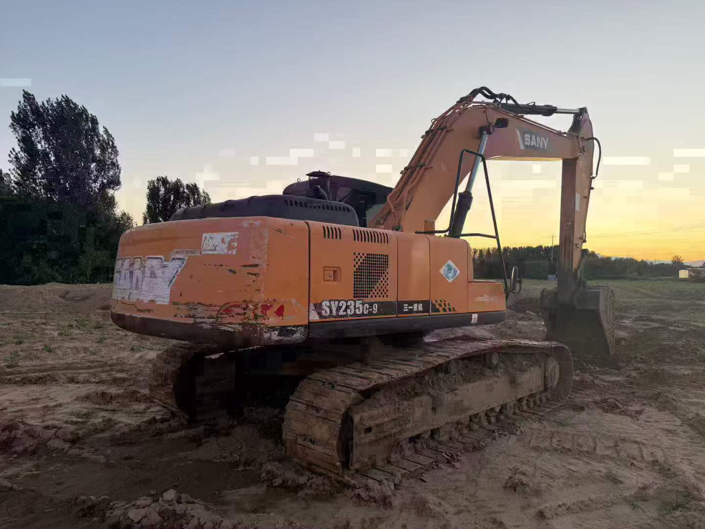 Buy Sany SY235C-8 Used Excavator / 2 Buy Sany SY235C-8 Used Excavator / 2