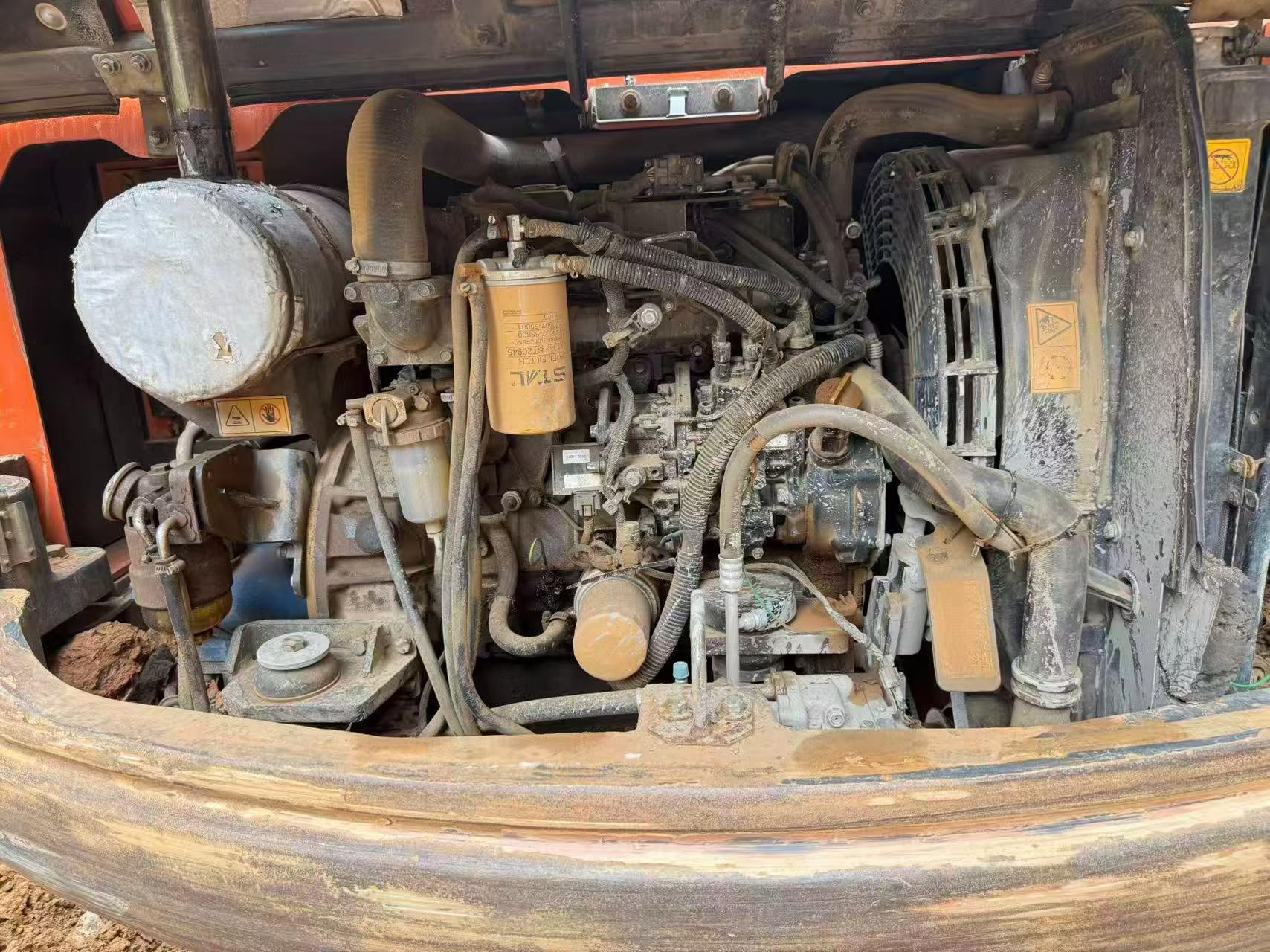 Buy Doosan DX75 Used Excavator / 1