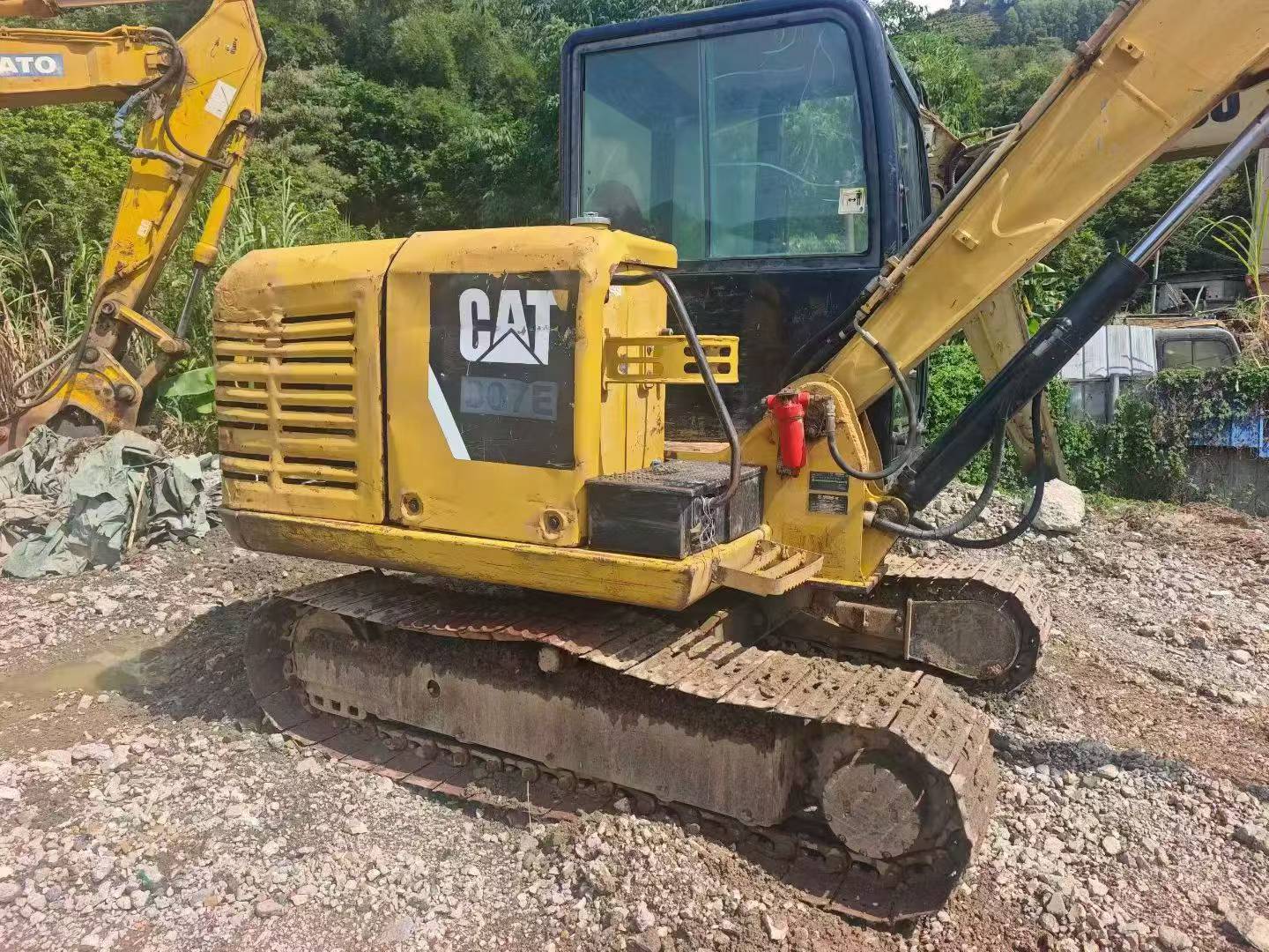 Buy Caterpillar 305.5 Used Excavator / 2 Buy Caterpillar 305.5 Used Excavator / 2