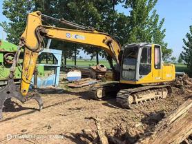 Buy XCMG XE150 Used Excavator / 2 Buy XCMG XE150 Used Excavator / 2