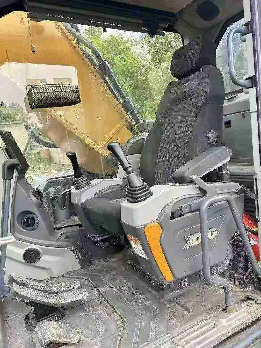 Buy XCMG XE60 Used Excavator / 5 Buy XCMG XE60 Used Excavator / 5