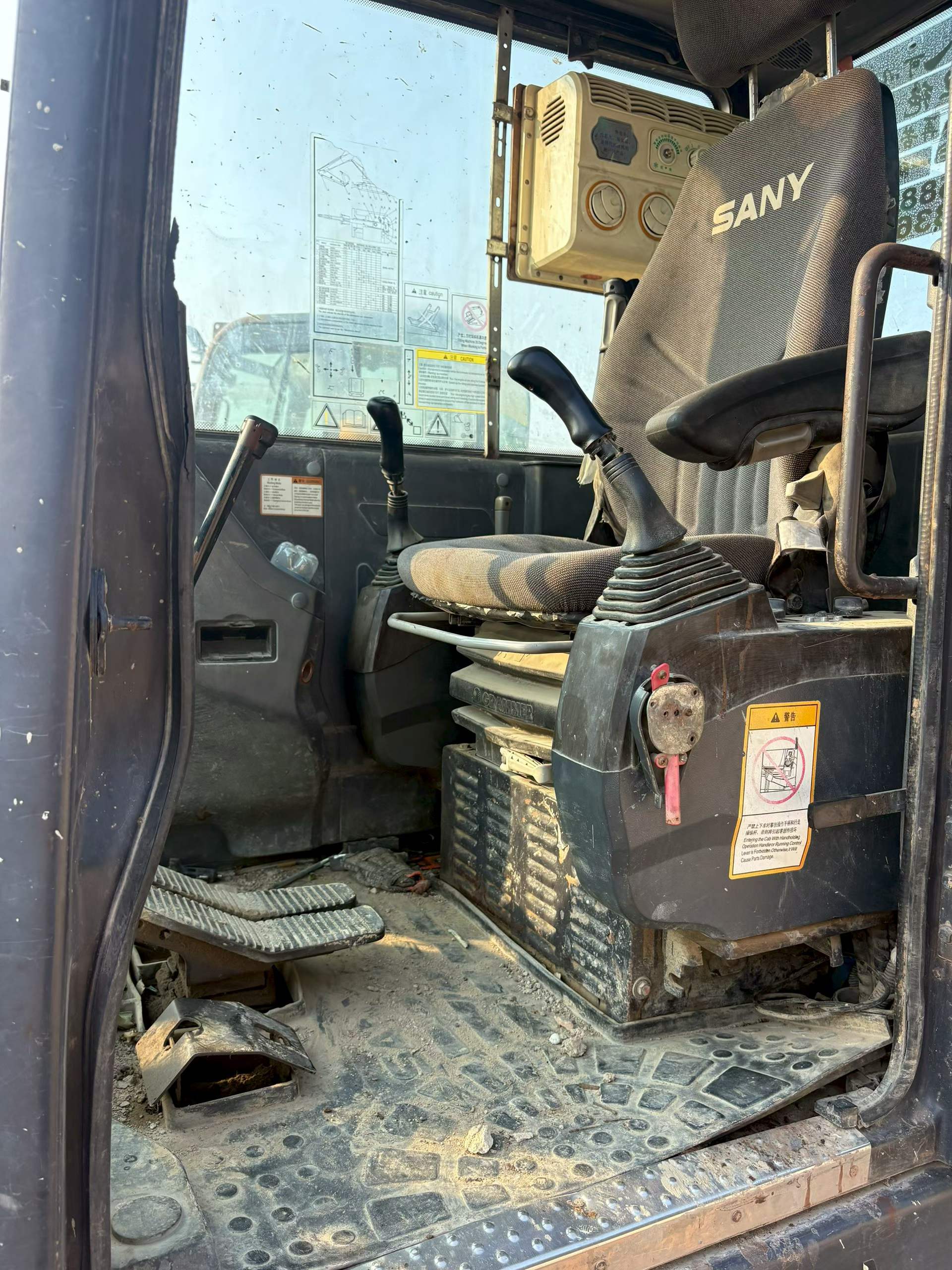 Buy Sany SY55C-9 Used Excavator / 6 Buy Sany SY55C-9 Used Excavator / 6