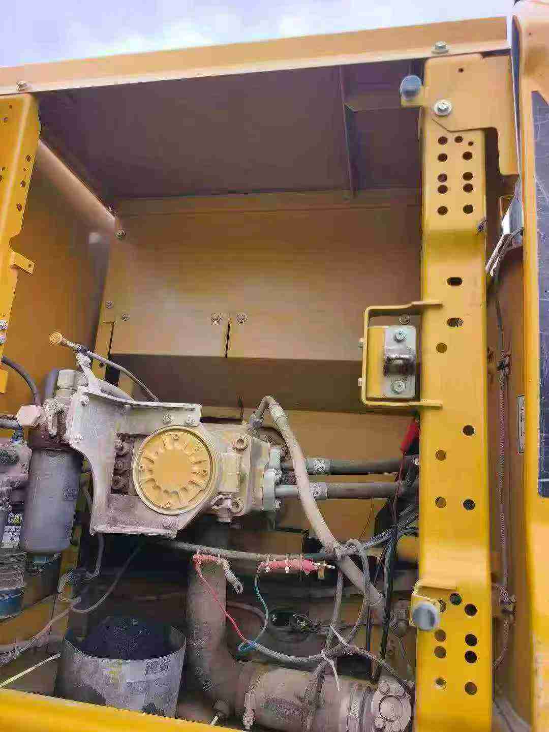 Buy Caterpillar 330B Used Excavator / 7 Buy Caterpillar 330B Used Excavator / 7