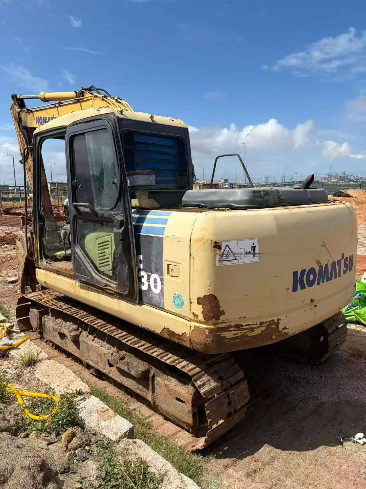 Buy Komatsu PC130-7 Used Excavator / 2 Buy Komatsu PC130-7 Used Excavator / 2