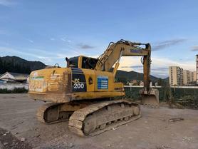 Buy Komatsu PC200-8 Used Excavator / 2 Buy Komatsu PC200-8 Used Excavator / 2