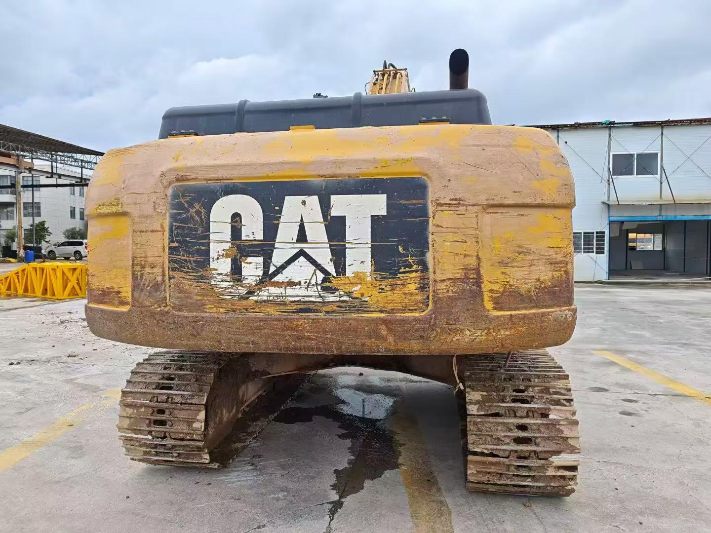 Buy Caterpillar 320D Used Excavator / 3 Buy Caterpillar 320D Used Excavator / 3