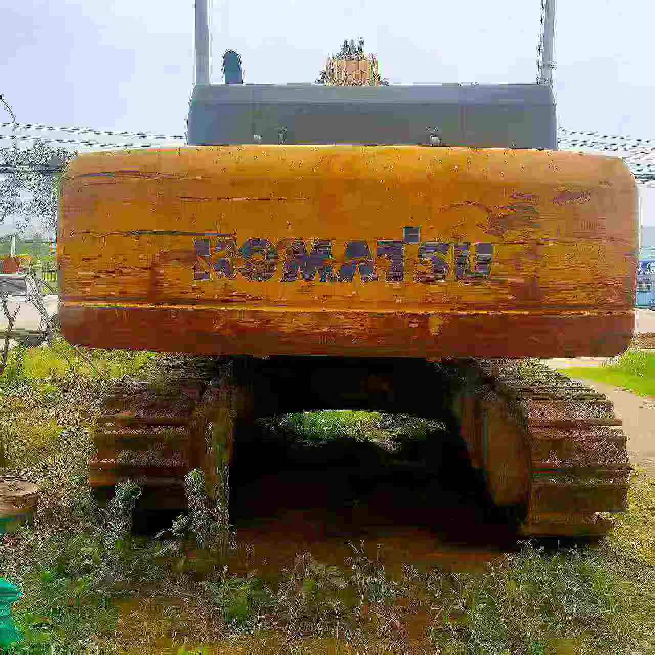 Buy Komatsu PC460LC-8 Used Excavator / 1