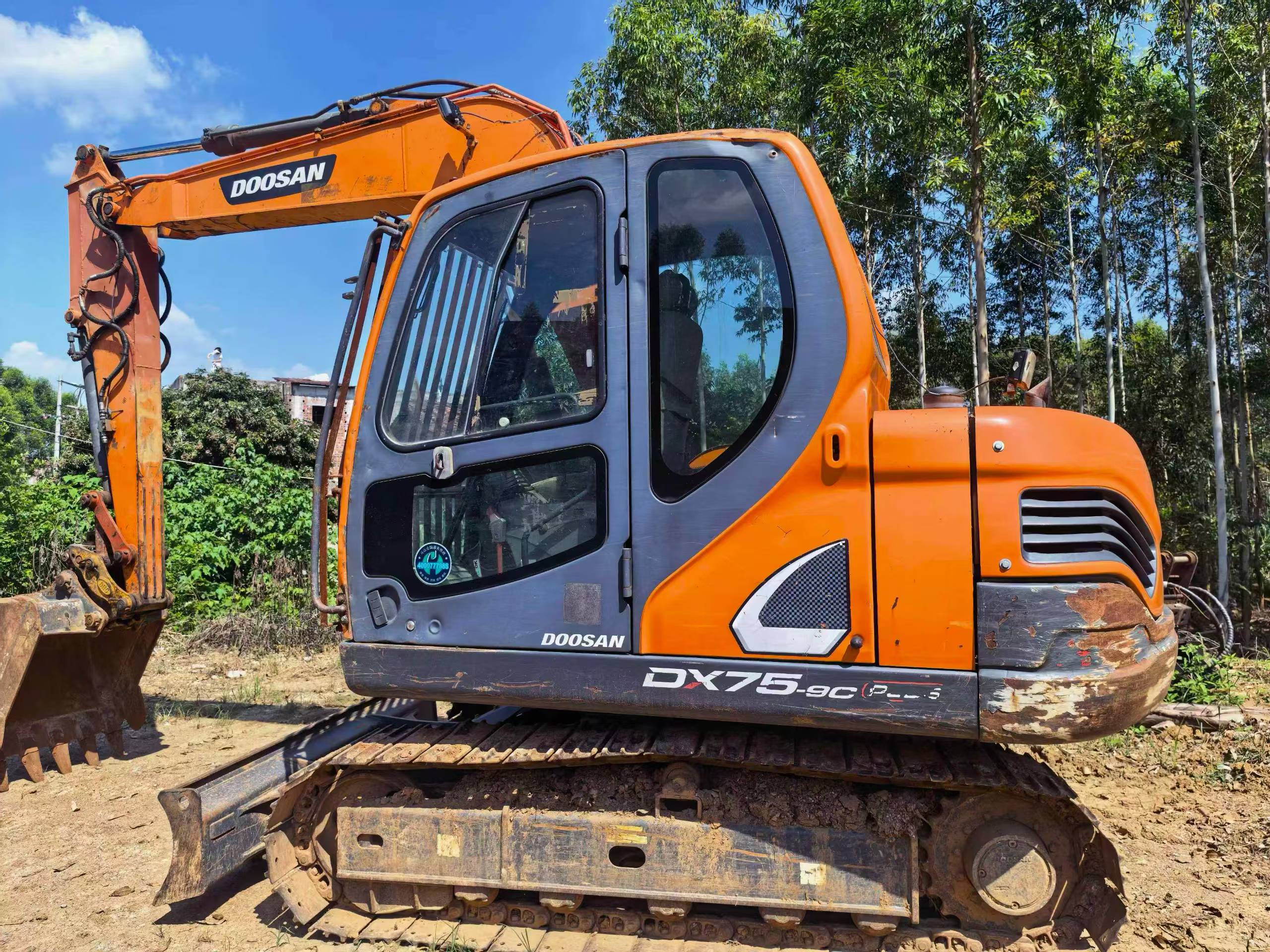 Buy Doosan DX75 Used Excavator / 1