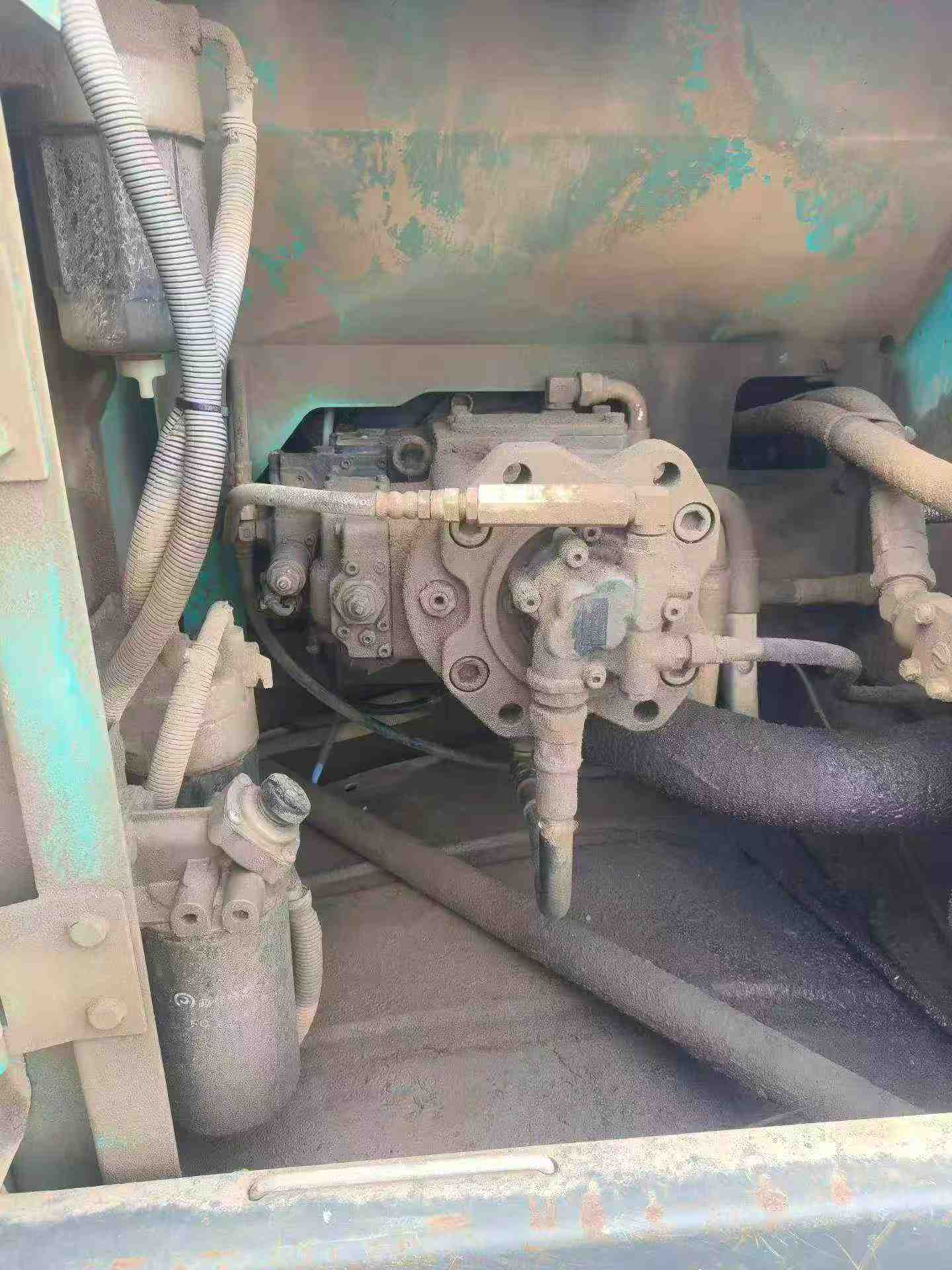 Buy Kobelco SK210-6 Used Excavator / 5
