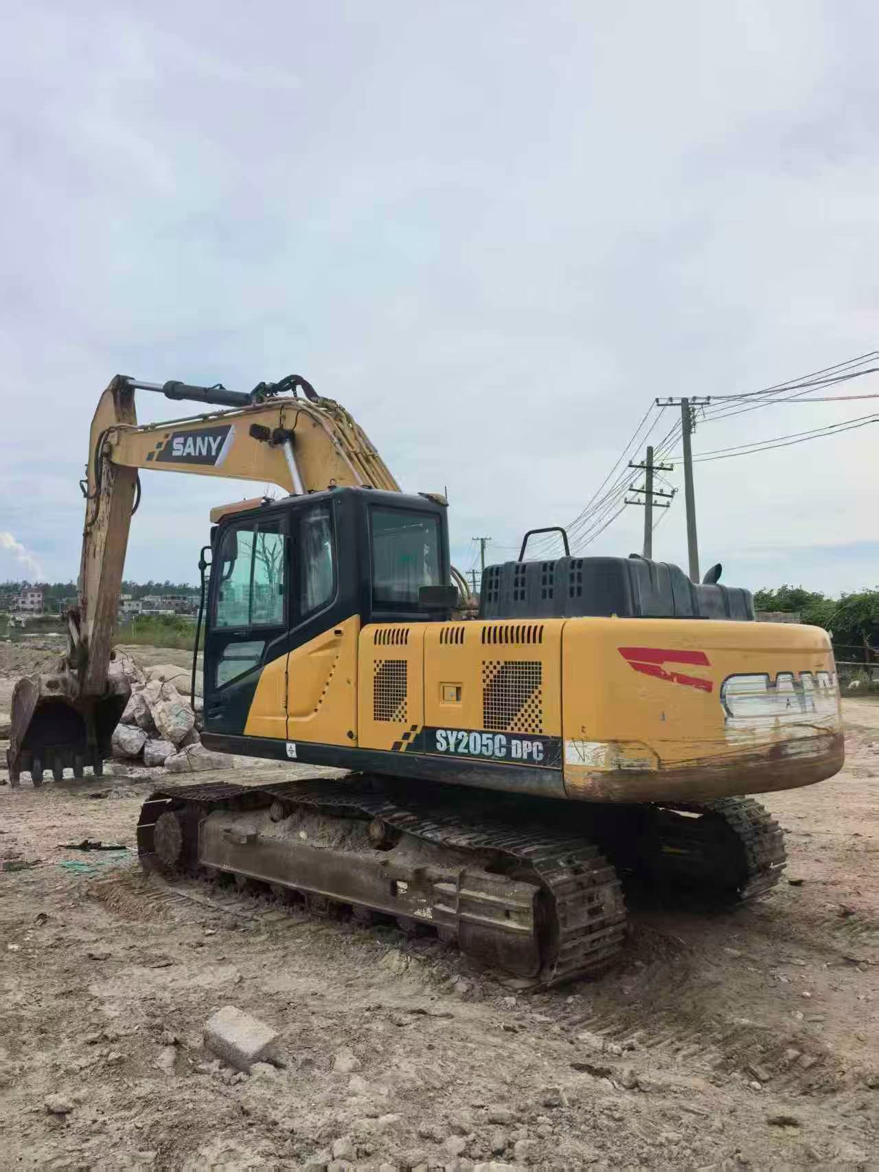 Buy Sany SY205C Used Excavator / 2 Buy Sany SY205C Used Excavator / 2