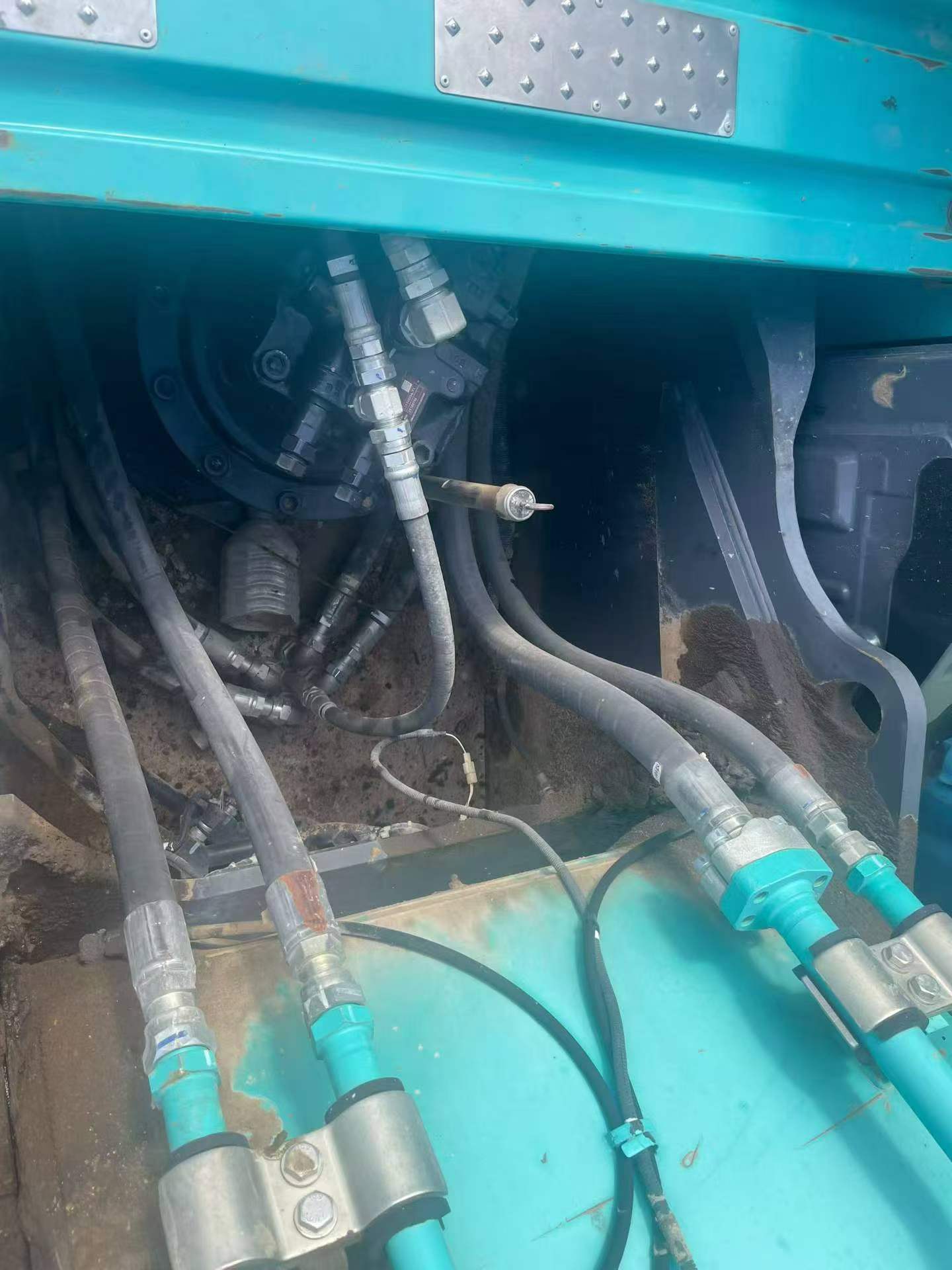 Buy Kobelco SK330-10 Used Excavator / 7