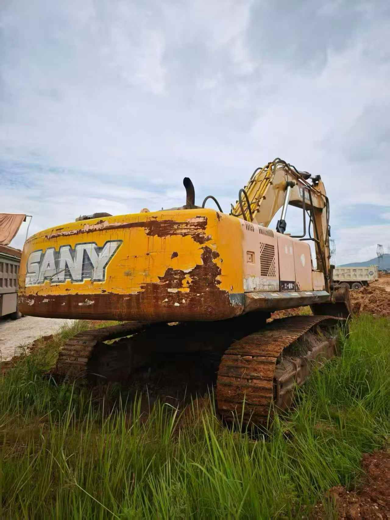 Buy Sany SY305C Used Excavator / 1