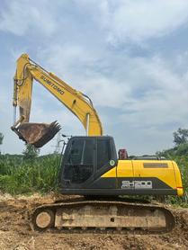 Buy Sumitomo SH200-5 Used Excavator / 2 Buy Sumitomo SH200-5 Used Excavator / 2