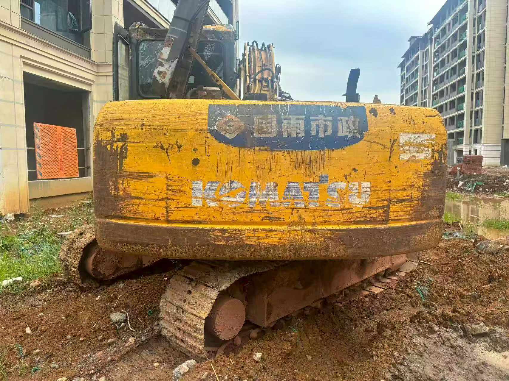 Buy Komatsu PC130 Used Excavator / 2 Buy Komatsu PC130 Used Excavator / 2