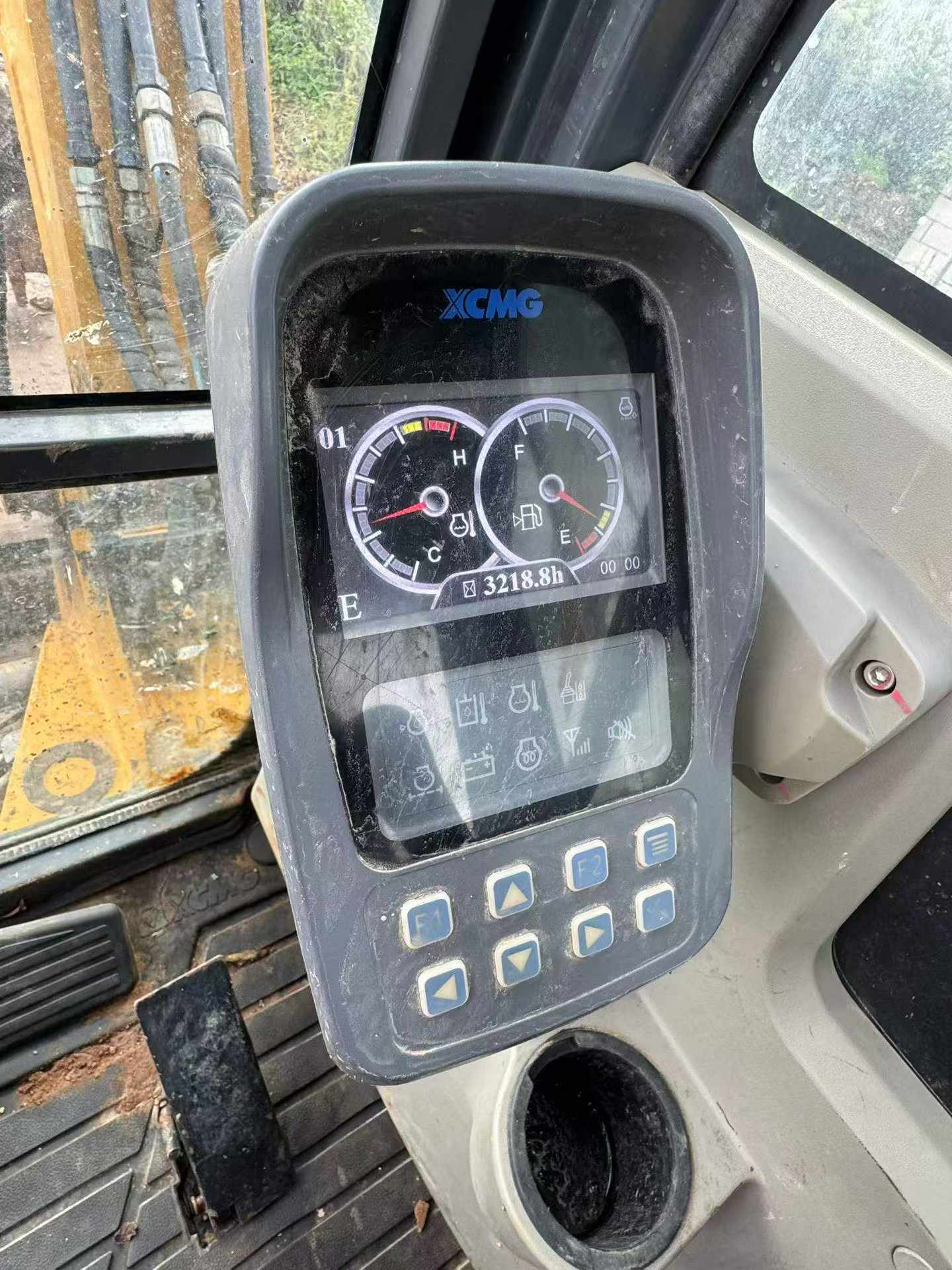 Buy XCMG XE60 Used Excavator / 7 Buy XCMG XE60 Used Excavator / 7