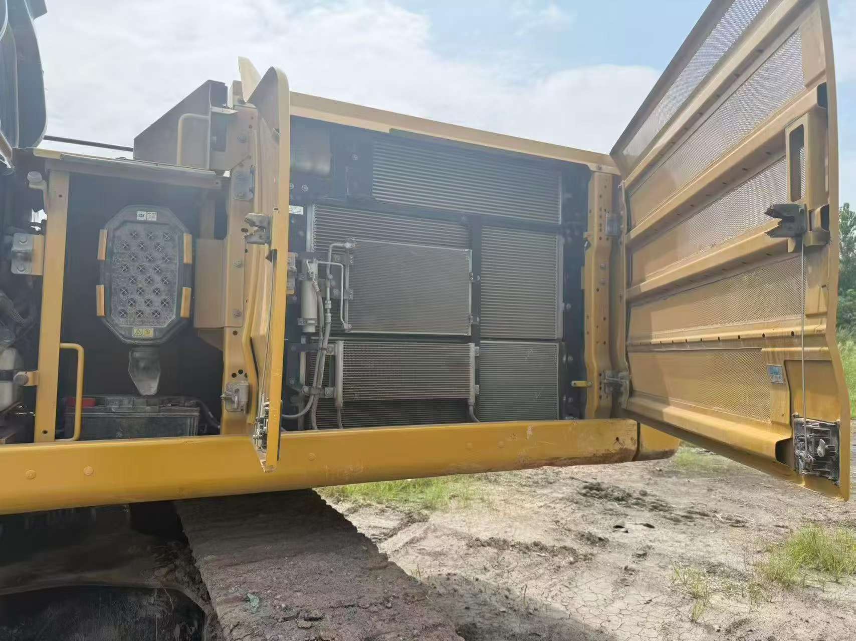 Buy Caterpillar 336E Used Excavator / 3 Buy Caterpillar 336E Used Excavator / 3