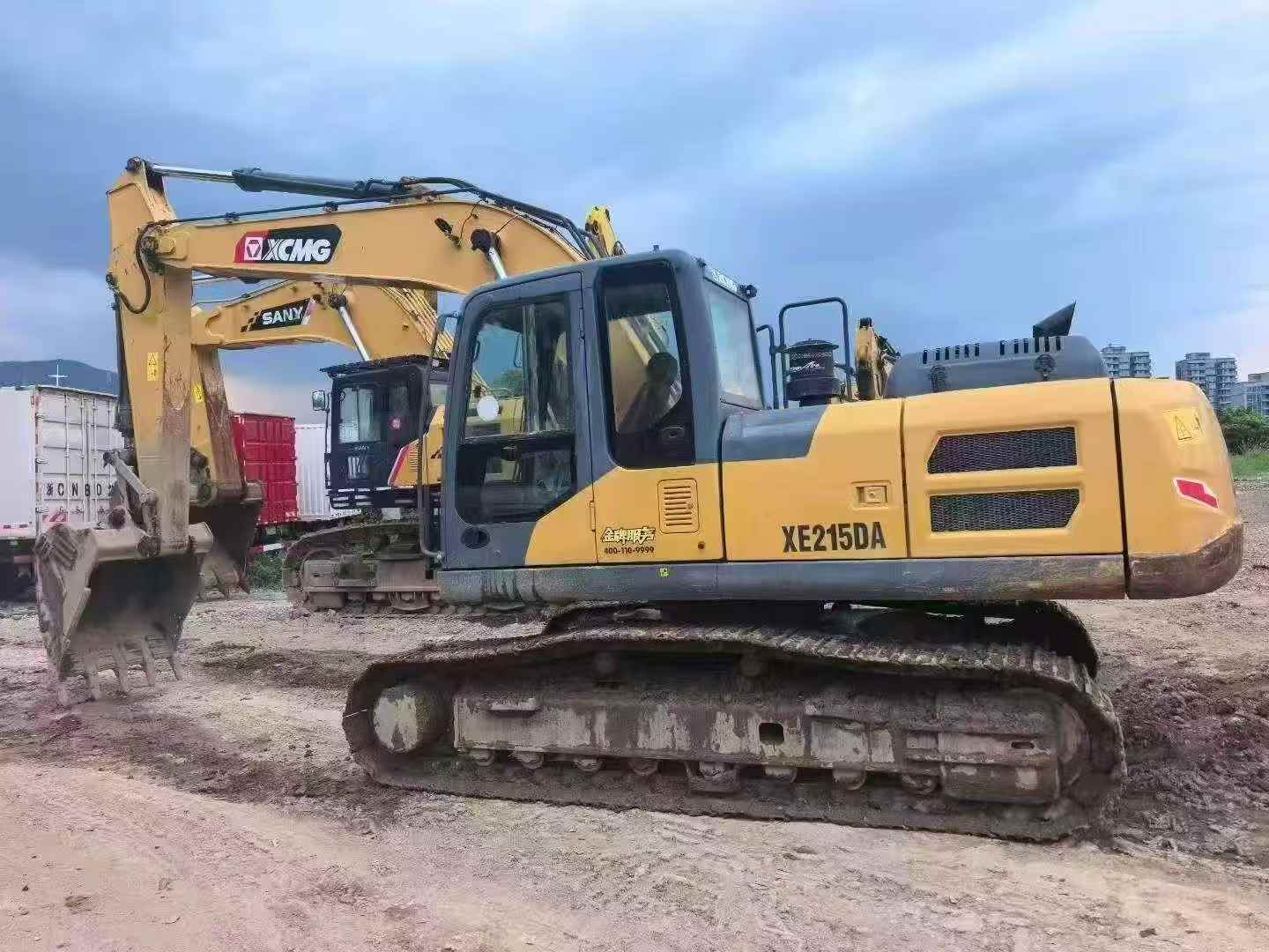 Buy XCMG XE215 Used Excavator / 3 Buy XCMG XE215 Used Excavator / 3