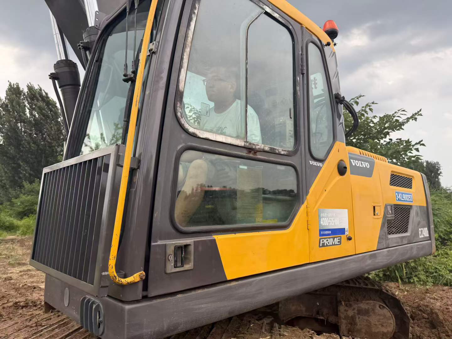 Buy Volvo EC240 Used Excavator / 7 Buy Volvo EC240 Used Excavator / 7