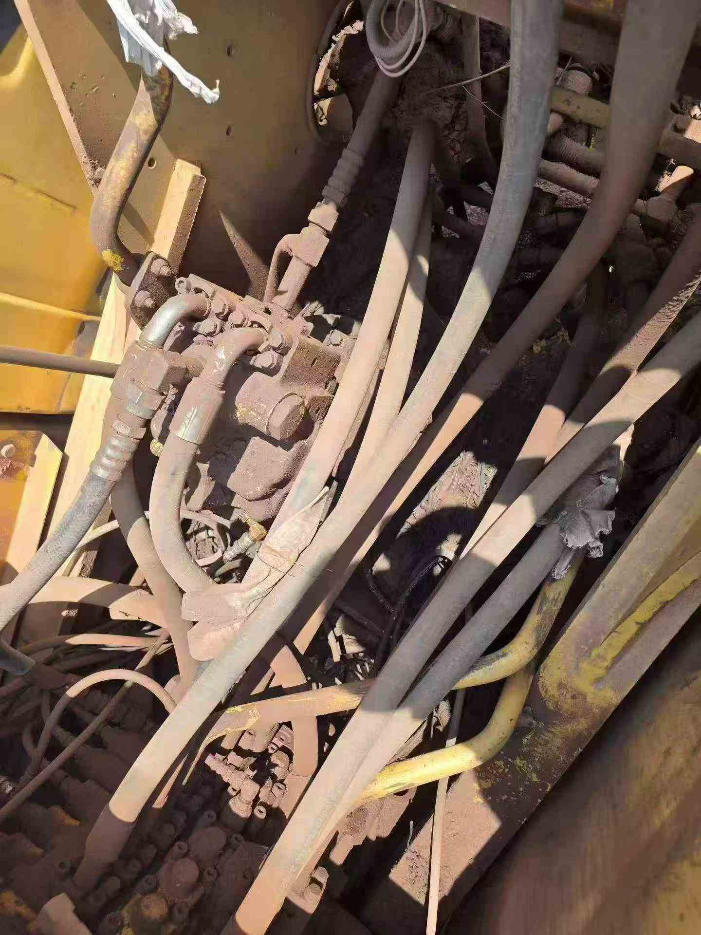 Buy Komatsu PC200-8 Used Excavator / 9