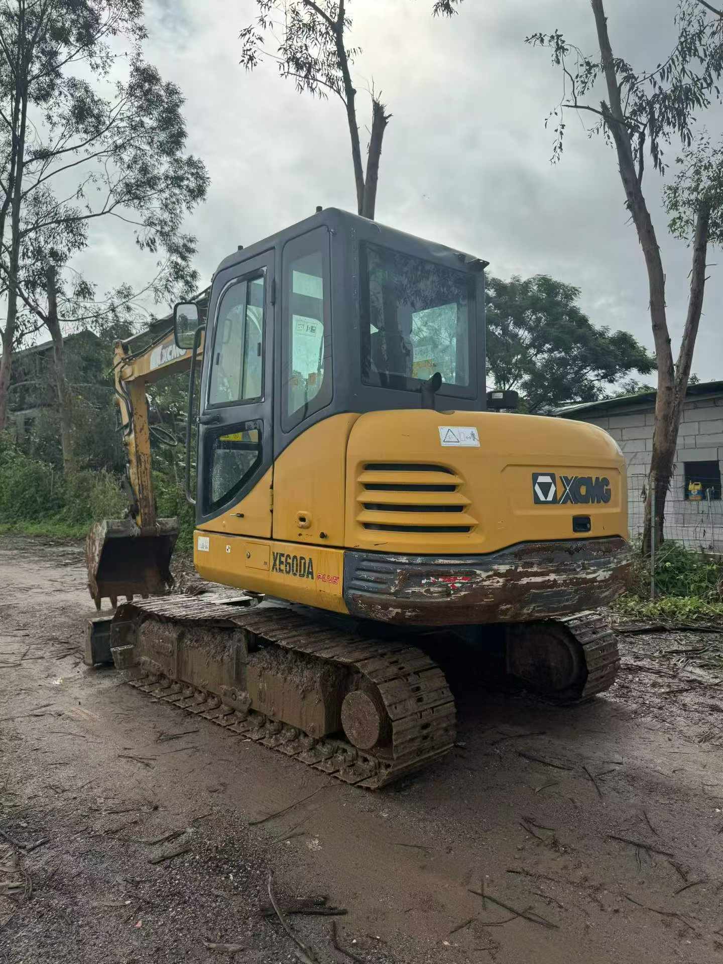 Buy XCMG XE60 Used Excavator / 1
