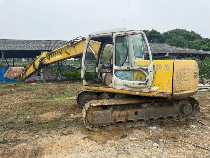 Buy Sumitomo SH120-3 Used Excavator / 1