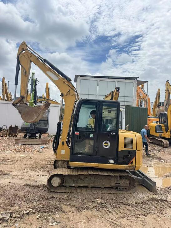 Buy Caterpillar 306D Used Excavator / 1