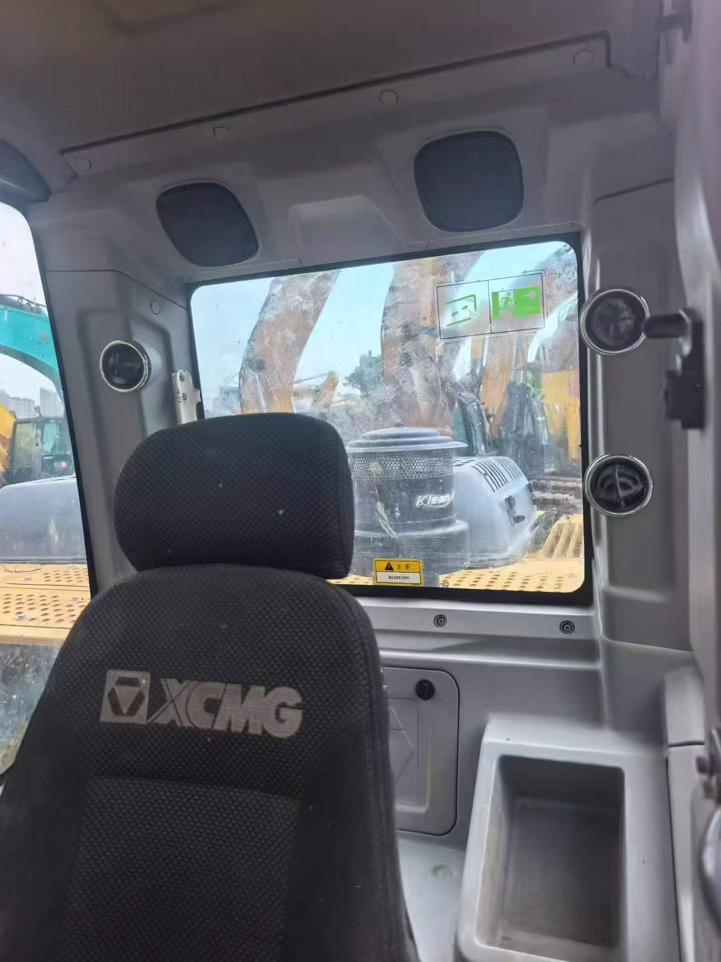 Buy XCMG XE215 Used Excavator / 8 Buy XCMG XE215 Used Excavator / 8