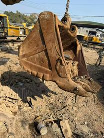 Buy Kobelco SK380-8 Used Excavator / 3 Buy Kobelco SK380-8 Used Excavator / 3