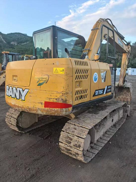 Buy Sany SY75 Used Excavator / 1