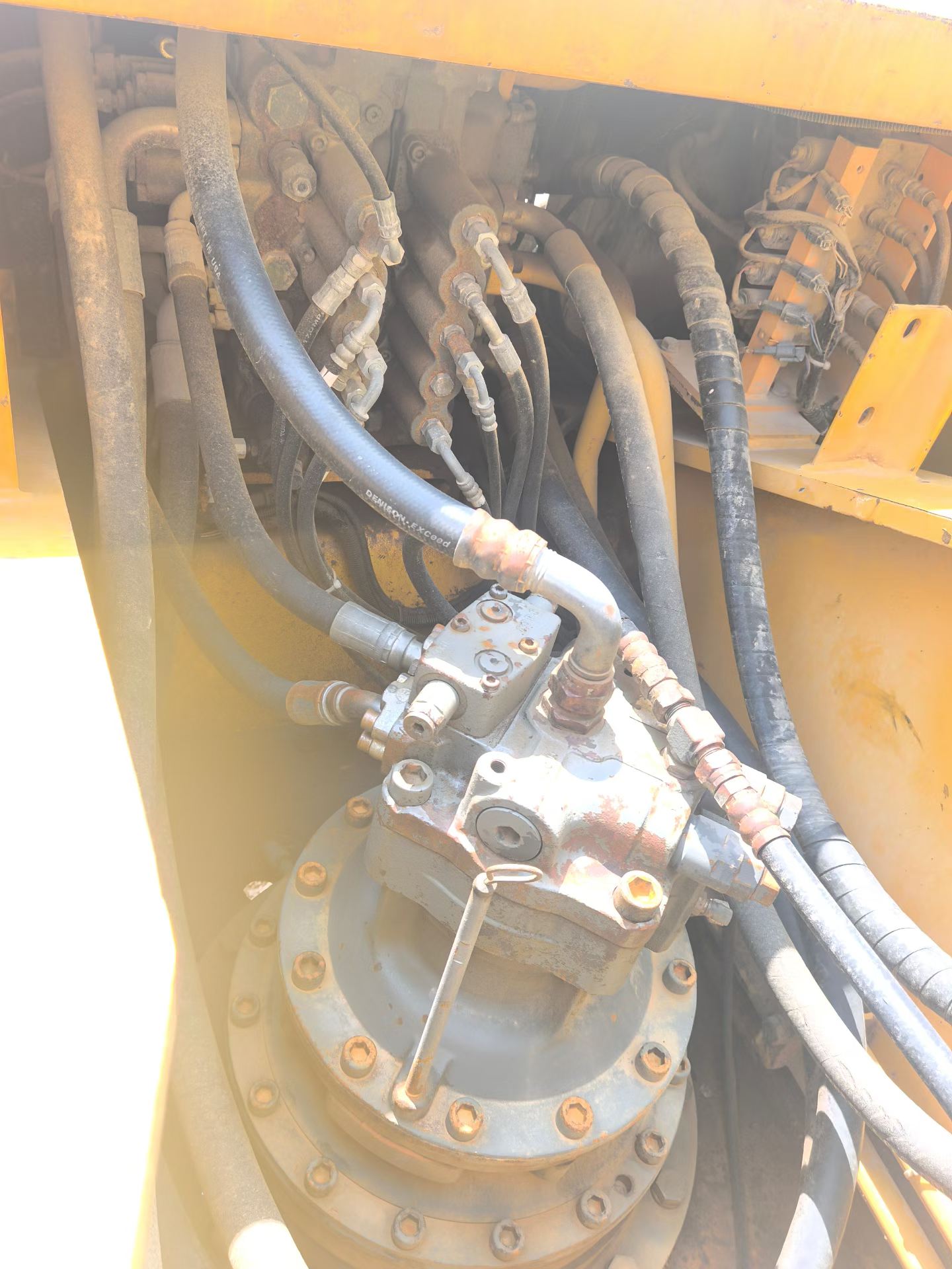 Buy Kato Used Excavator / 4 Buy Kato Used Excavator / 4