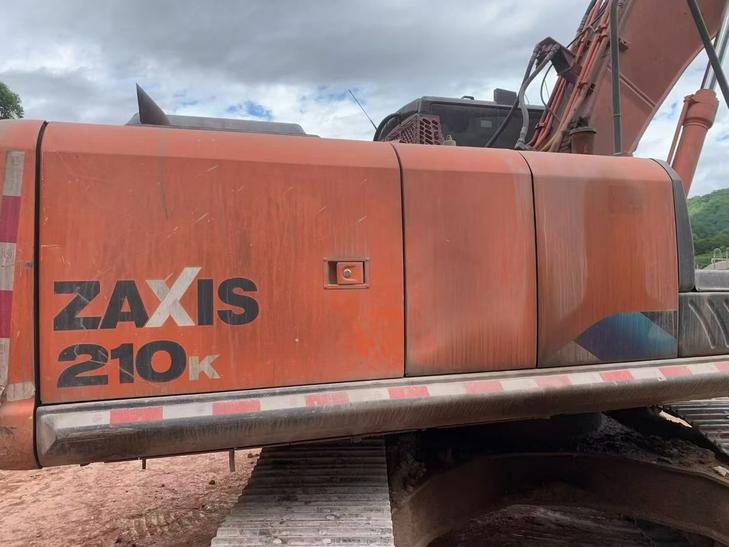 Buy Hitachi EX210-5 Used Excavator / 1